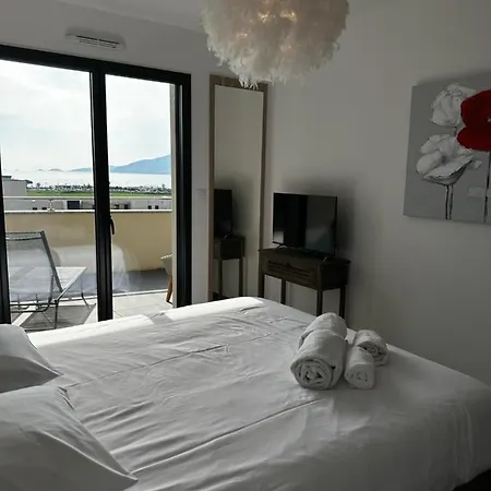 Apartment T2 Climatise A Porticcio, 100m De La Wifi Fibre Porticcio (Corsica)